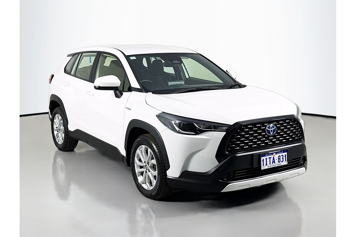 2024 Toyota Corolla Cross GX MXGH10R