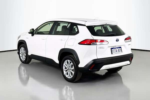 2024 Toyota Corolla Cross GX MXGH10R