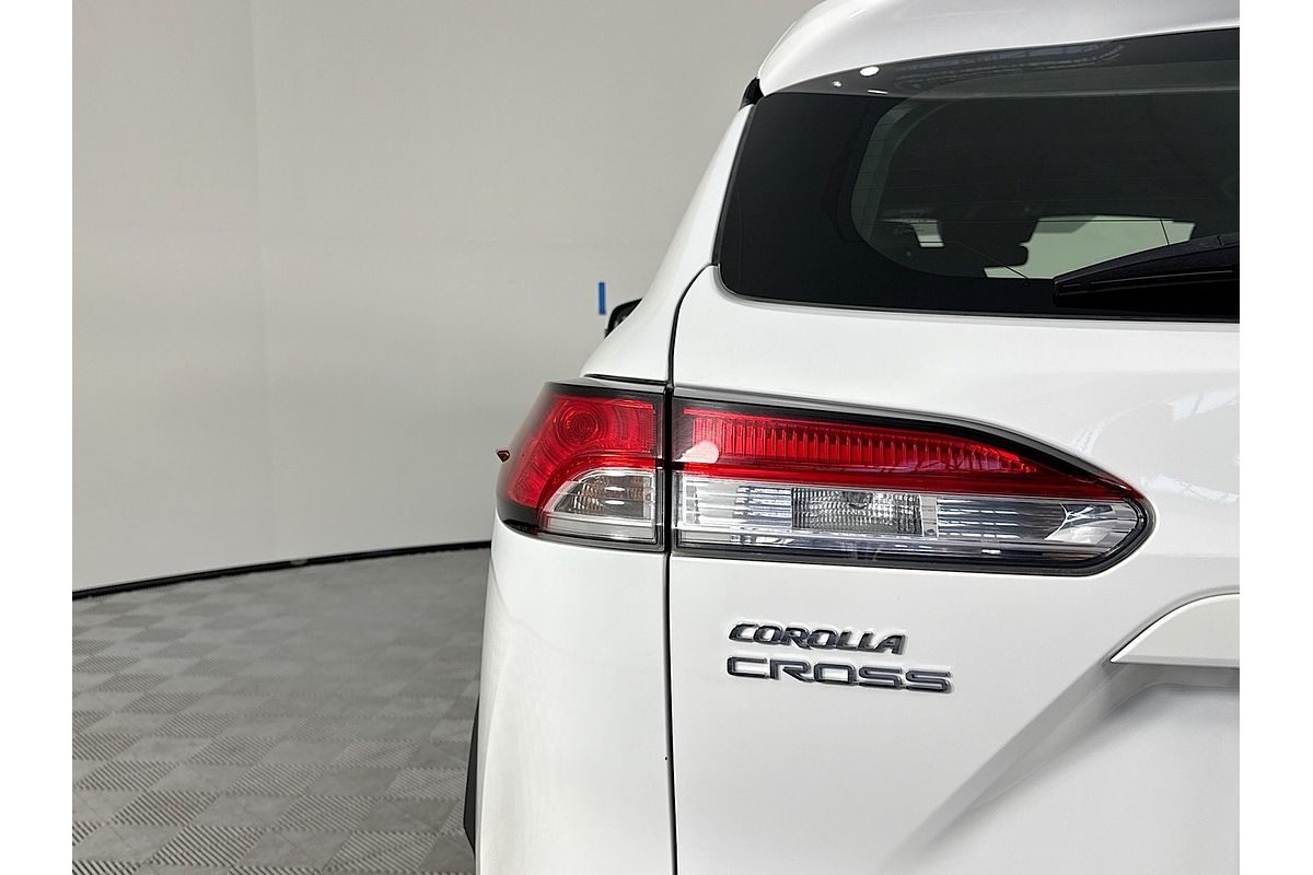2024 Toyota Corolla Cross GX MXGH10R