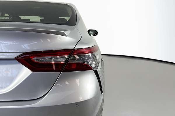 2019 Toyota Camry SX GSV70R