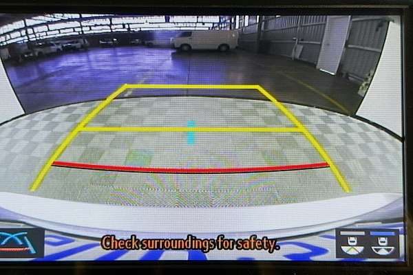 2019 Toyota Camry SX GSV70R