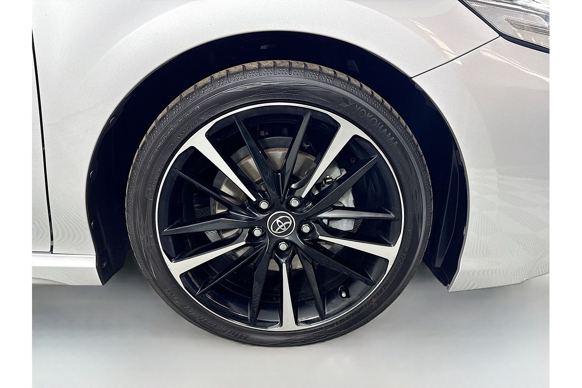 2019 Toyota Camry SX GSV70R