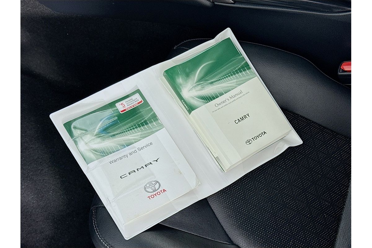 2019 Toyota Camry SX GSV70R