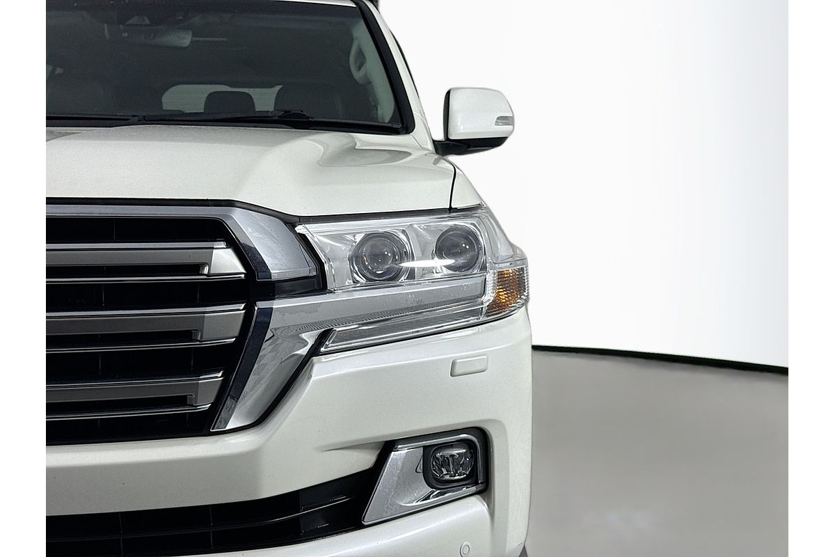 2021 Toyota Landcruiser Sahara VDJ200R