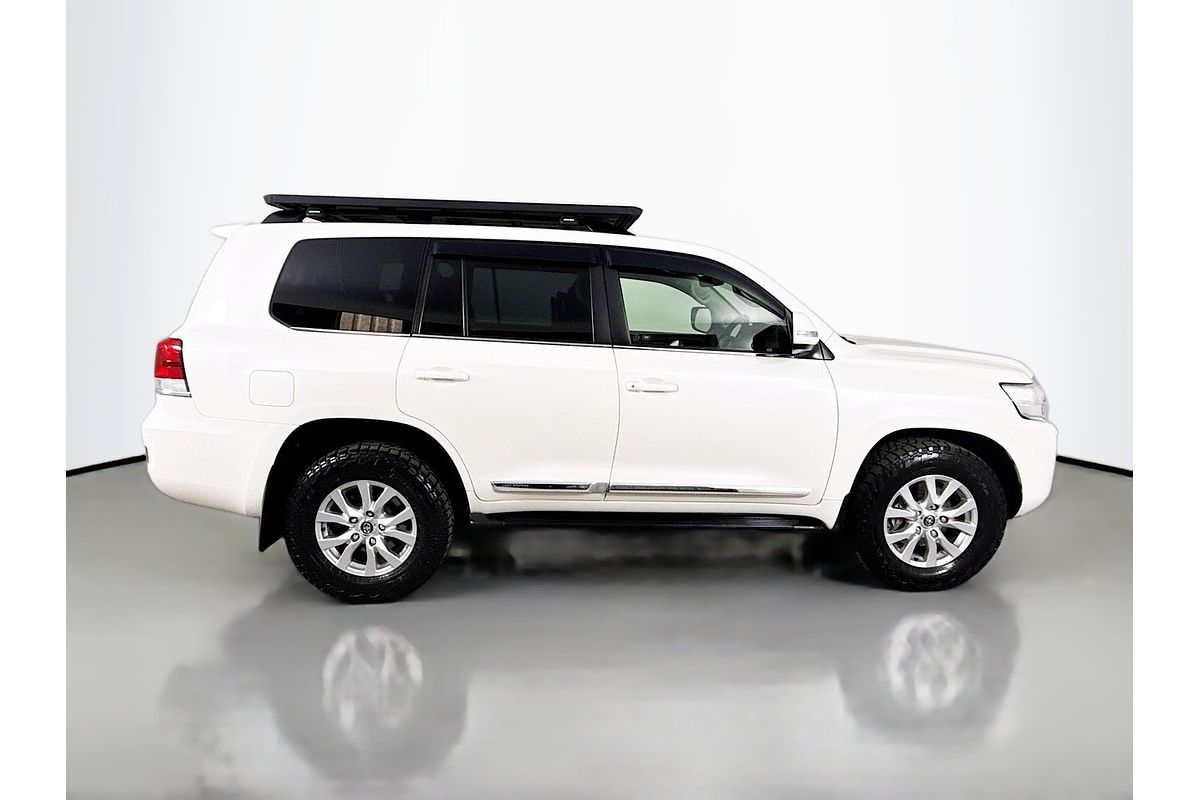 2021 Toyota Landcruiser Sahara VDJ200R