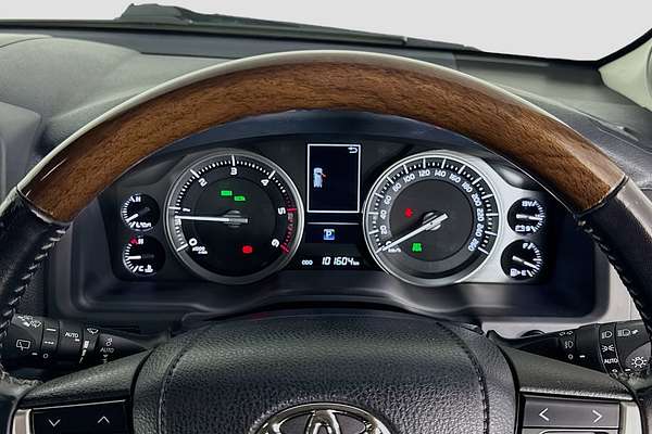 2021 Toyota Landcruiser Sahara VDJ200R