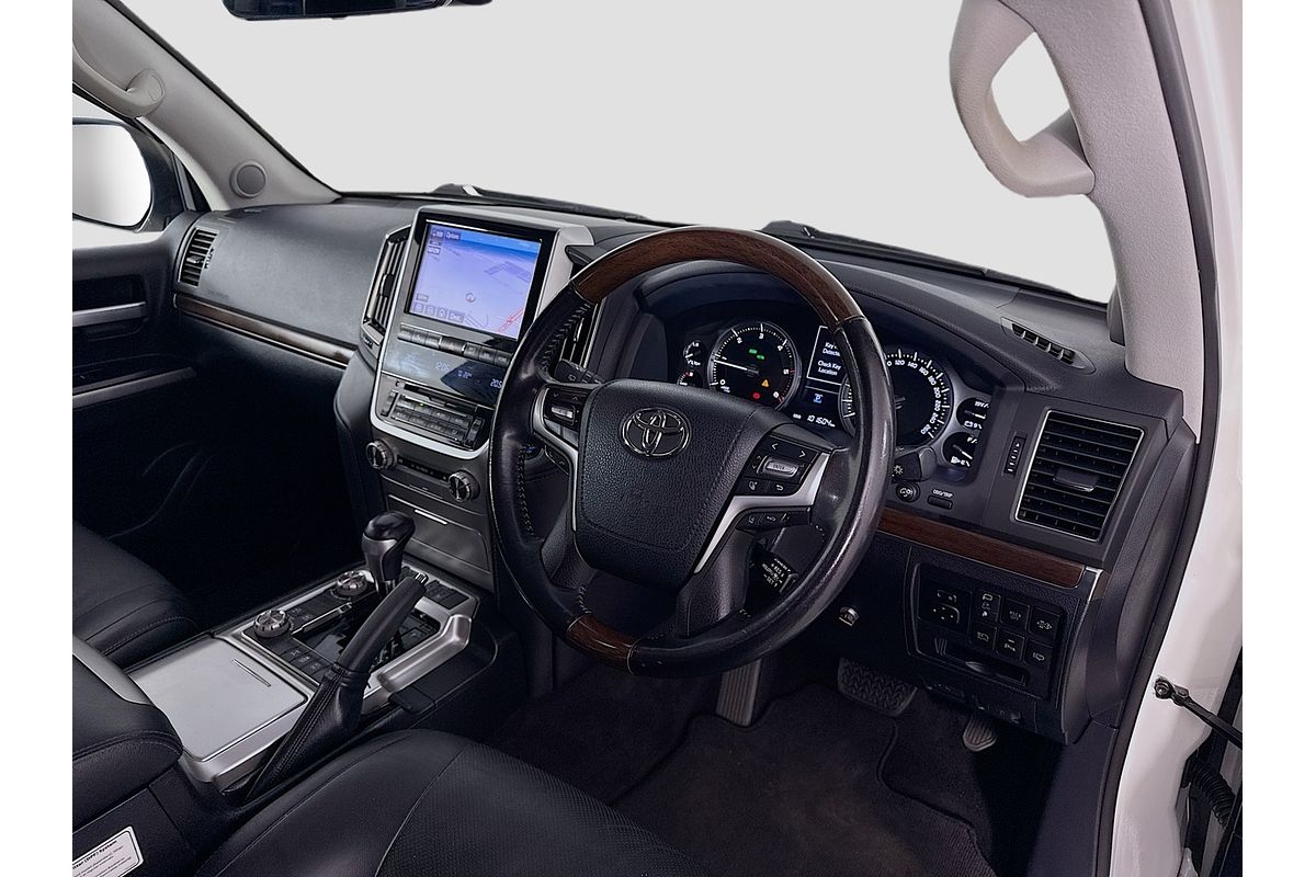 2021 Toyota Landcruiser Sahara VDJ200R