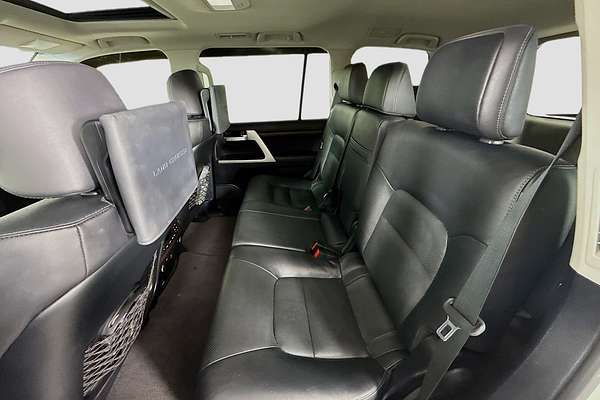 2021 Toyota Landcruiser Sahara VDJ200R