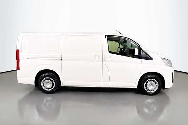 2022 Toyota Hiace GDH300R LWB