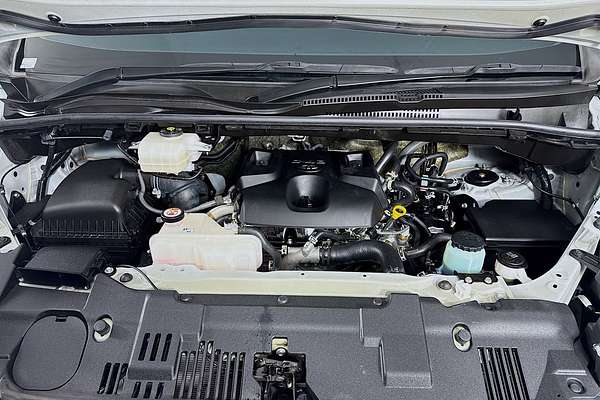 2022 Toyota Hiace GDH300R LWB