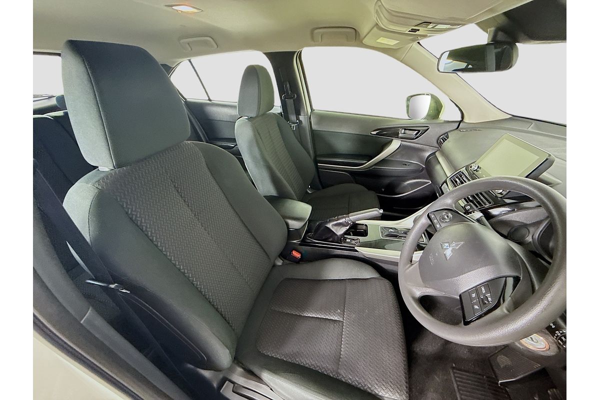 2024 Mitsubishi Eclipse Cross ES YB