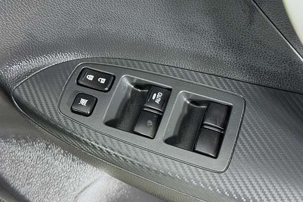 2024 Mitsubishi Eclipse Cross ES YB