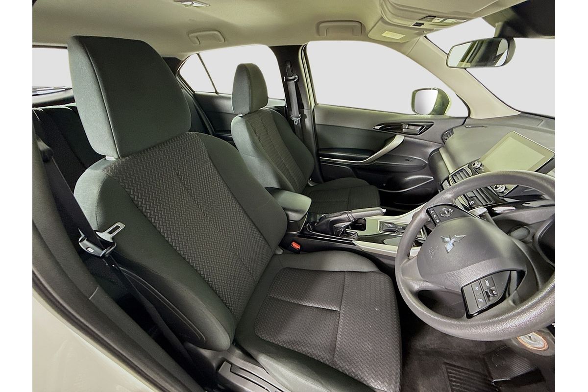 2024 Mitsubishi Eclipse Cross ES YB