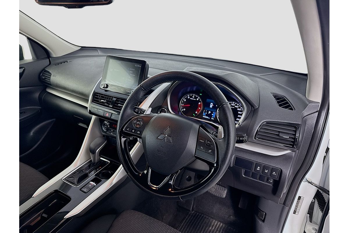 2024 Mitsubishi Eclipse Cross LS YB