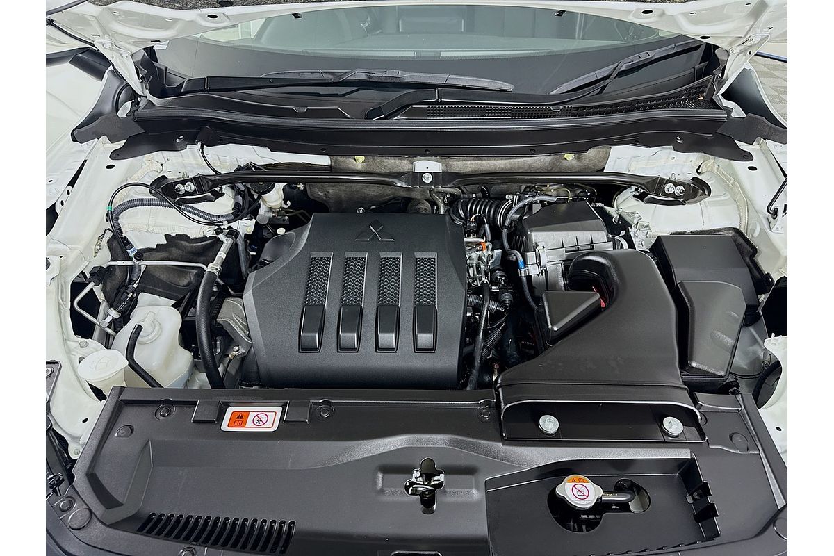 2024 Mitsubishi Eclipse Cross LS YB