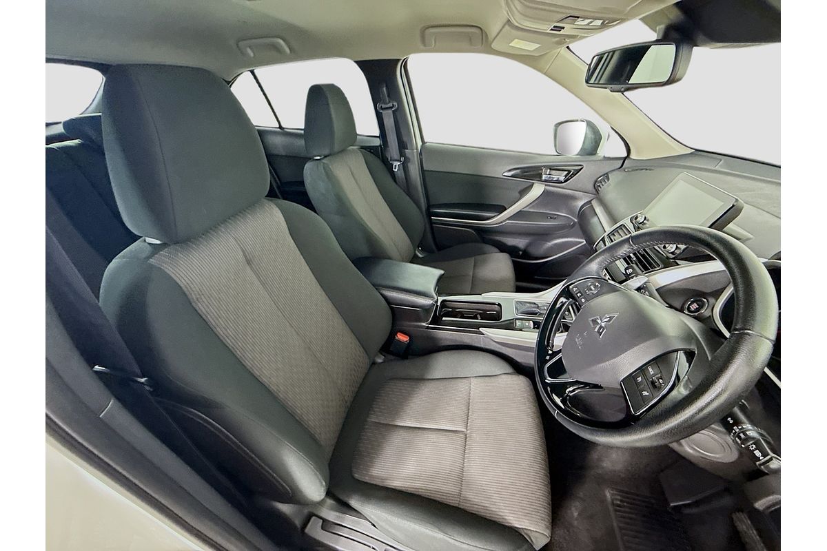 2024 Mitsubishi Eclipse Cross LS YB