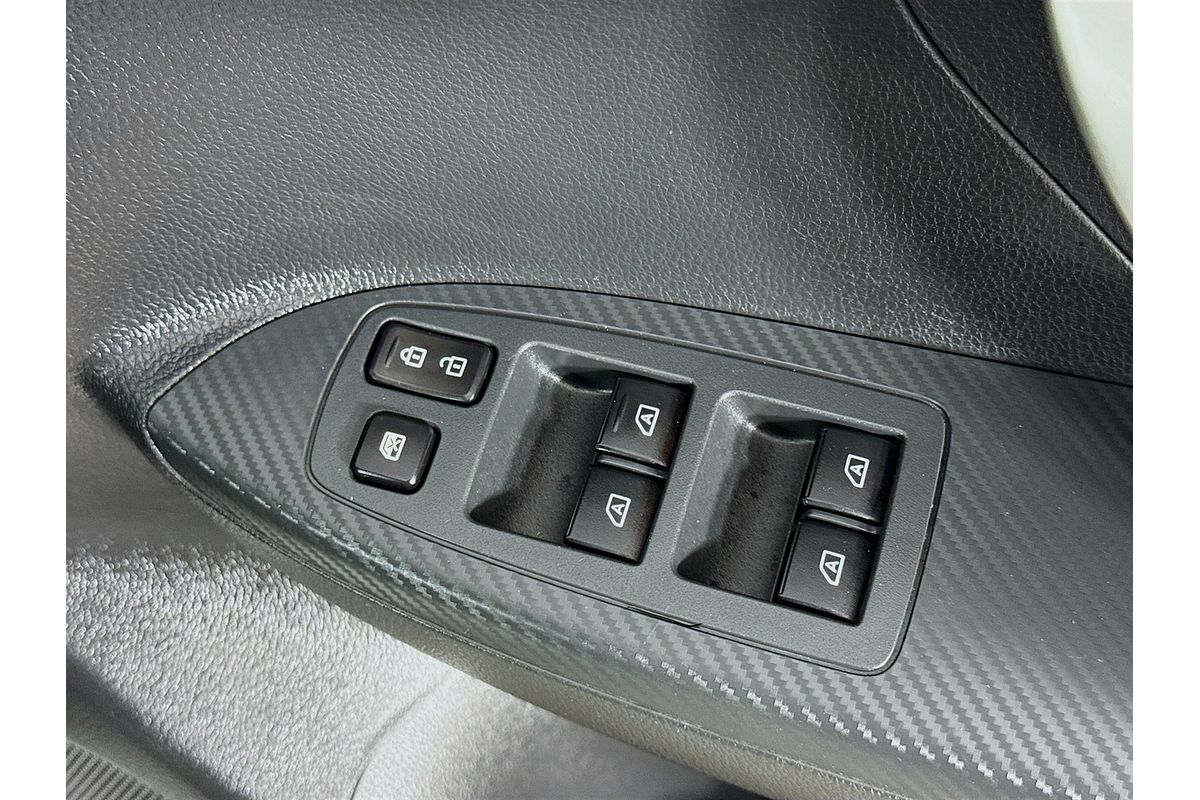 2024 Mitsubishi Eclipse Cross LS YB