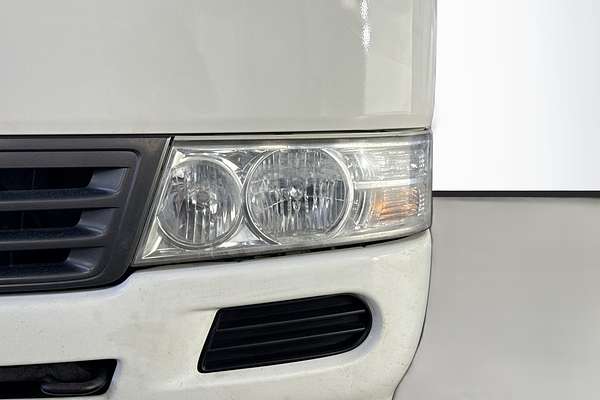 2009 Toyota Coaster DELUXE (LWB) XZB50R 07 UPGRADE