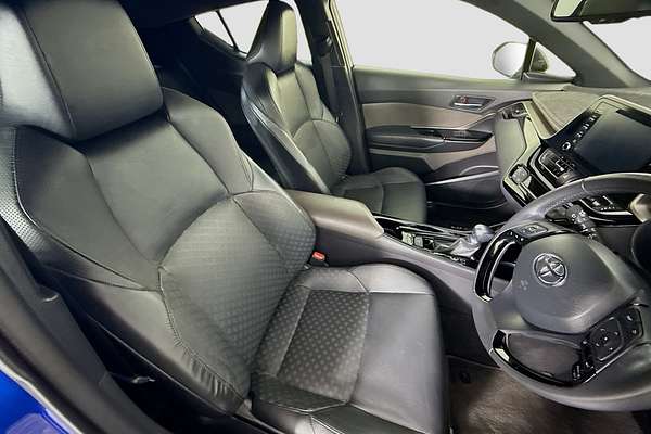 2022 Toyota C-HR Koba ZYX10R