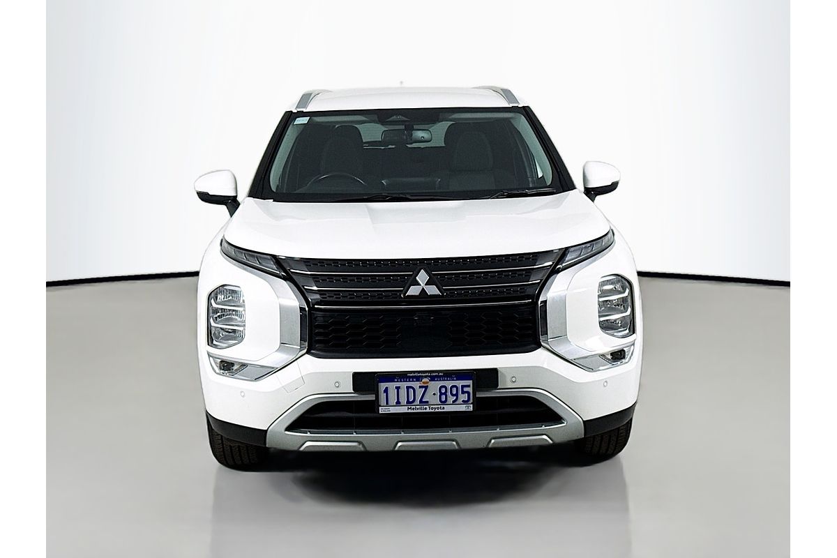 2024 Mitsubishi Outlander LS ZM