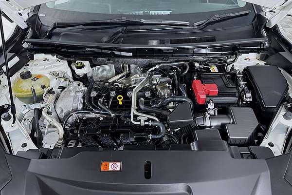 2024 Mitsubishi Outlander LS ZM