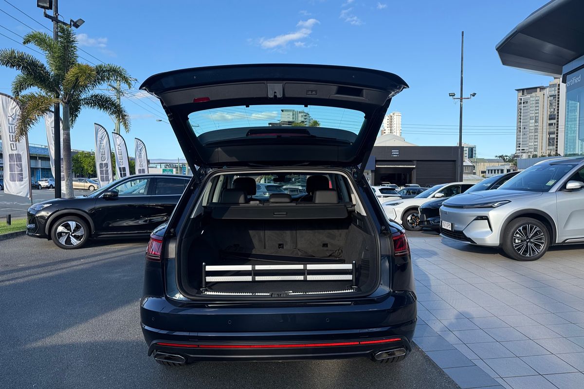 2024 Volkswagen Touareg 170TDI RC