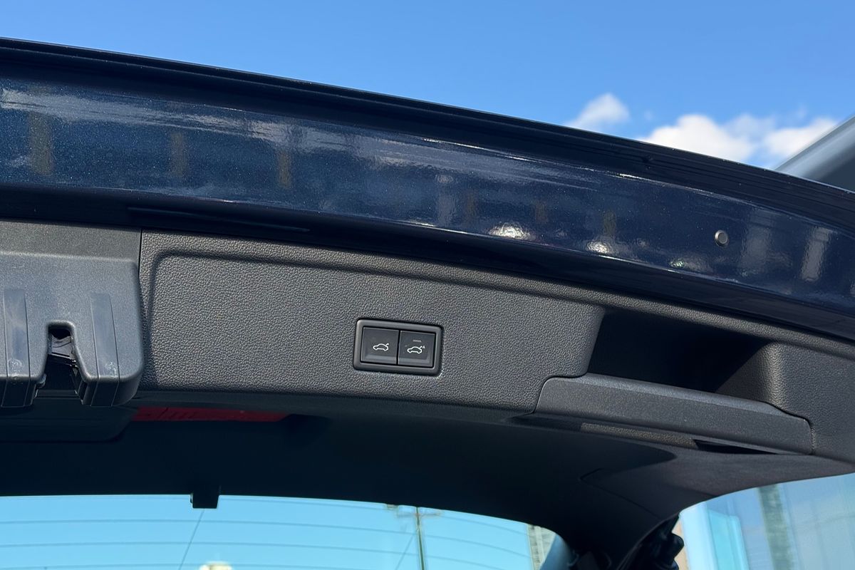 2024 Volkswagen Touareg 170TDI RC