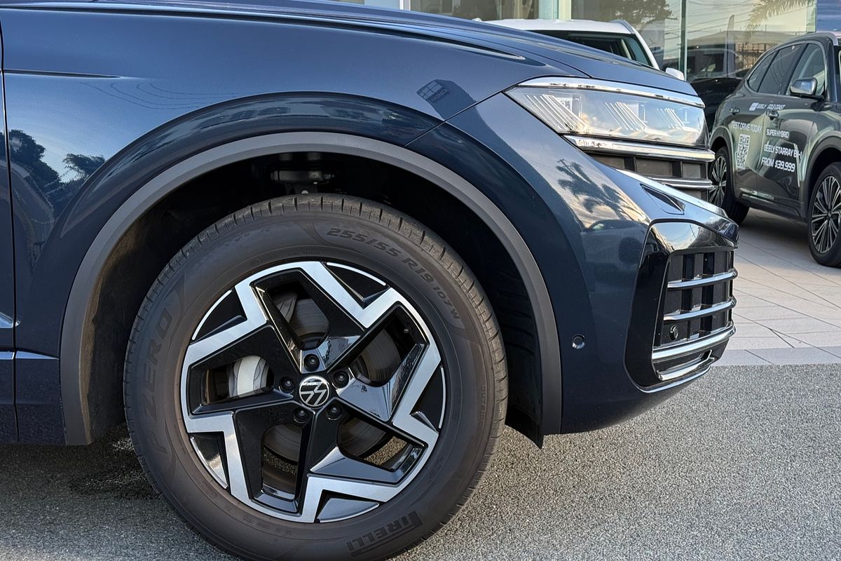 2024 Volkswagen Touareg 170TDI RC