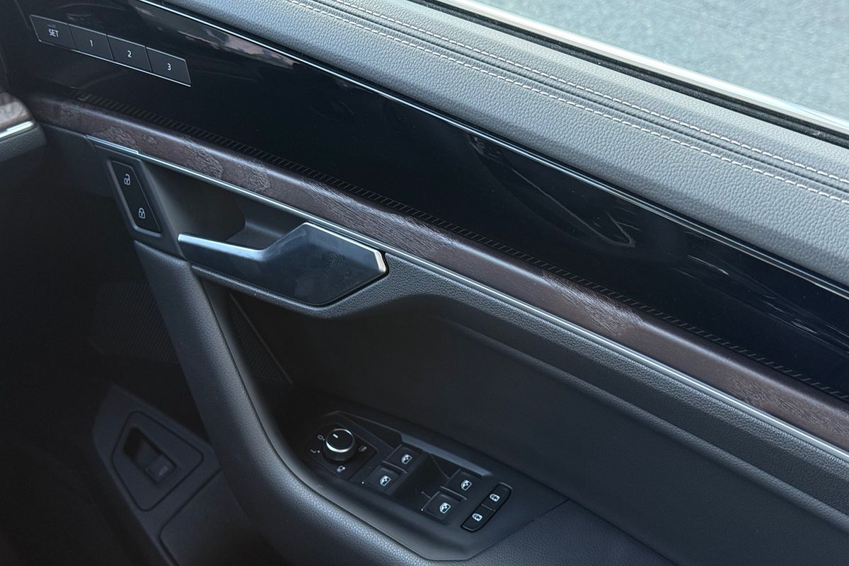 2024 Volkswagen Touareg 170TDI RC