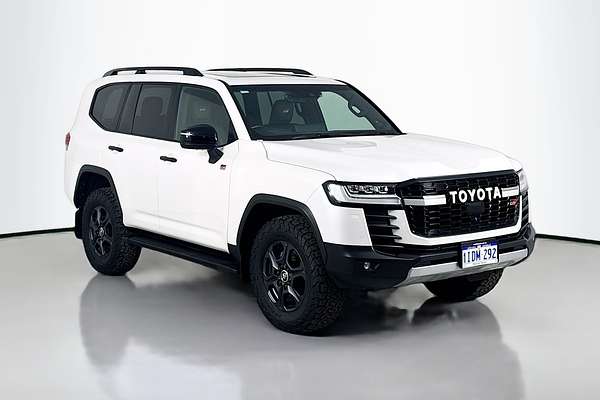 2024 Toyota Landcruiser GR Sport FJA300R