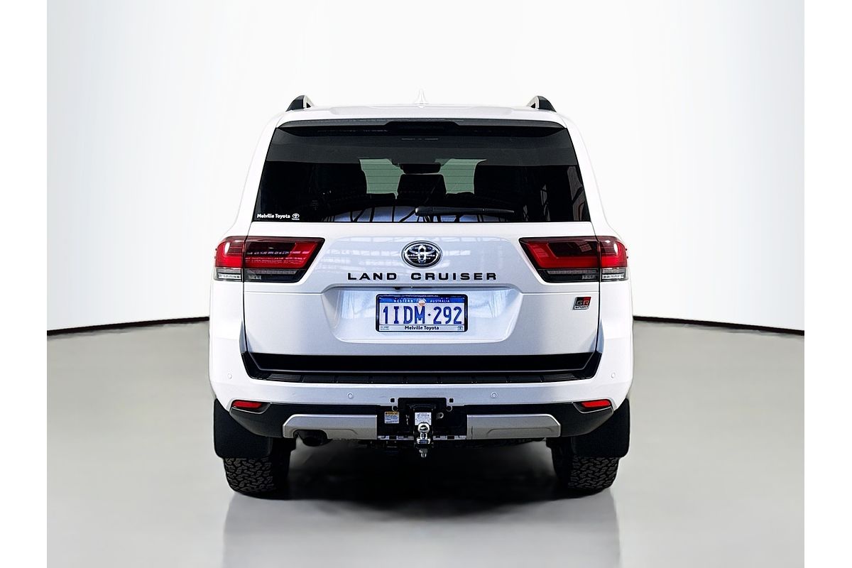 2024 Toyota Landcruiser GR Sport FJA300R