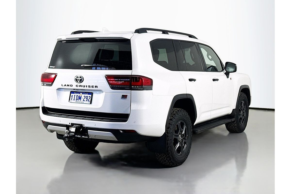2024 Toyota Landcruiser GR Sport FJA300R