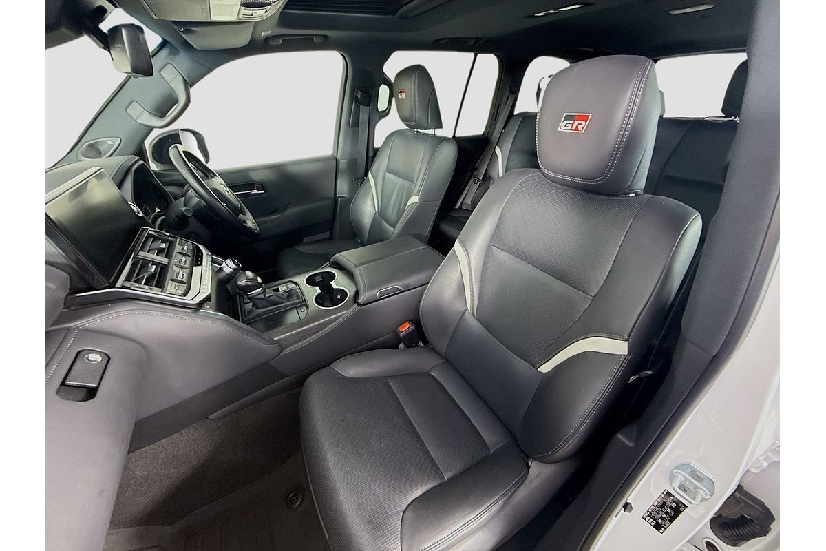 2024 Toyota Landcruiser GR Sport FJA300R