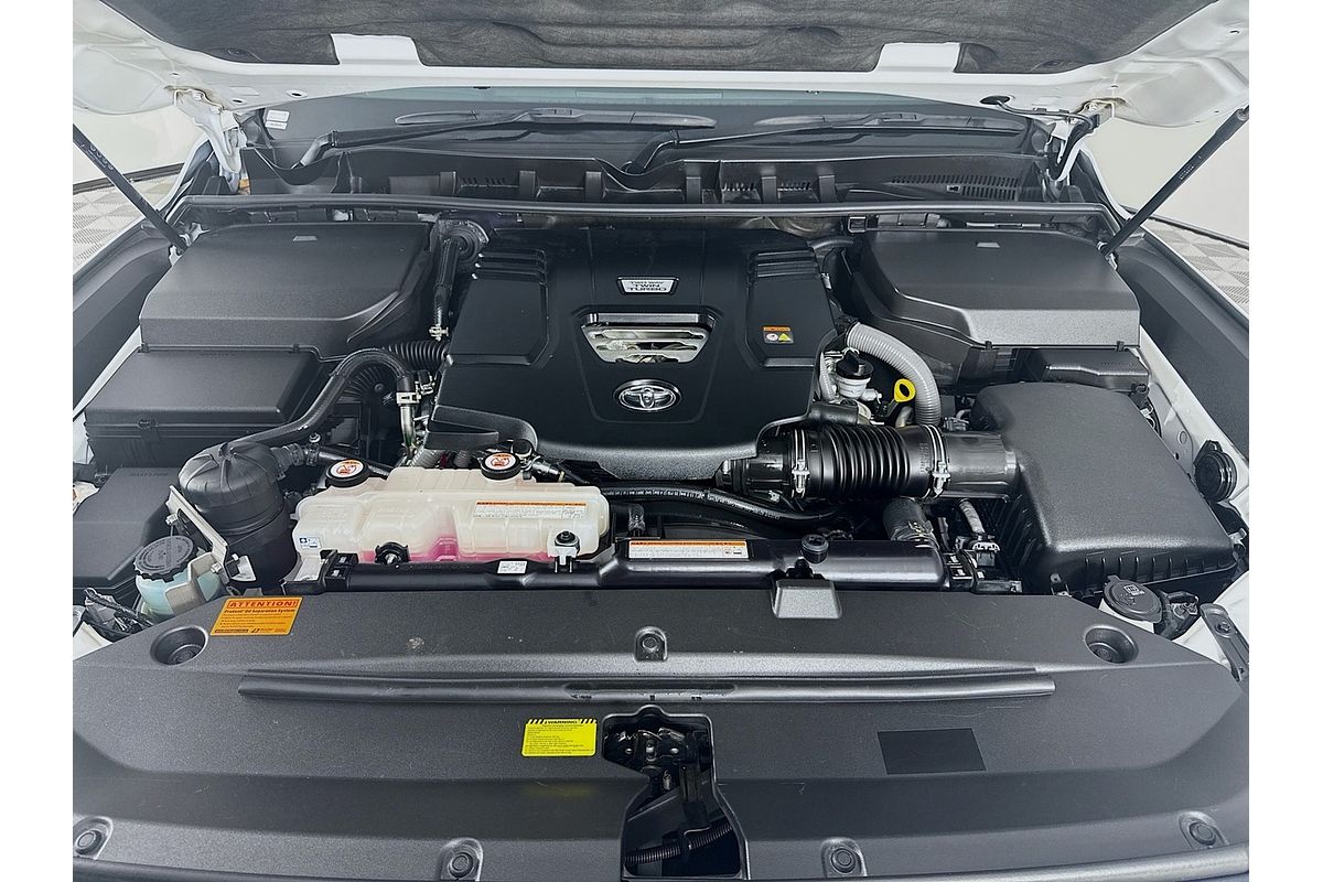 2024 Toyota Landcruiser GR Sport FJA300R