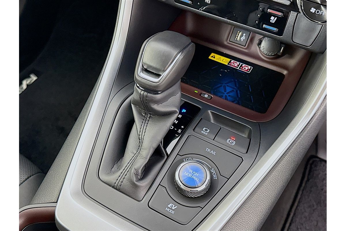 2025 Toyota RAV4 Cruiser AXAH54R