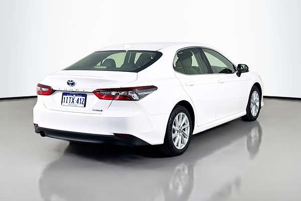 2021 Toyota Camry Ascent AXVH70R