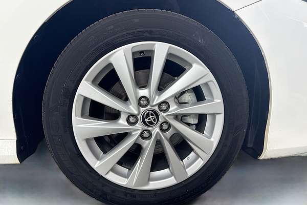 2021 Toyota Camry Ascent AXVH70R