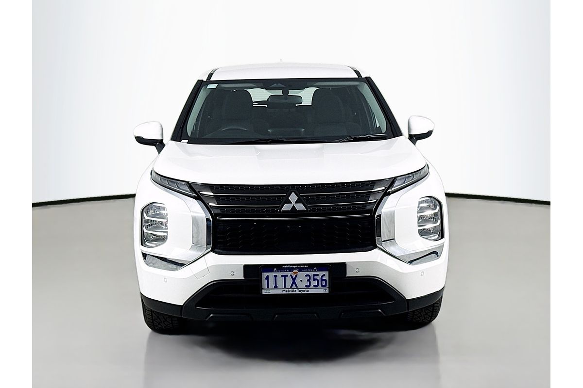 2024 Mitsubishi Outlander ES ZM