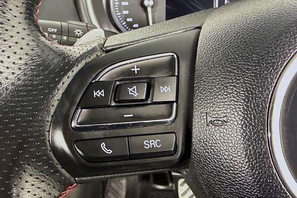 2024 MG HS Excite SAS23