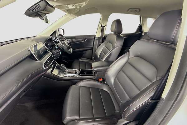 2024 MG HS Excite SAS23