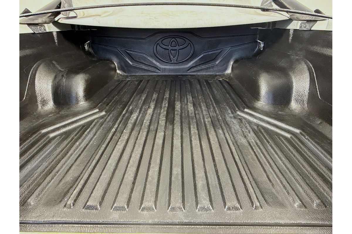 2017 Toyota Hilux SR5 GUN126R 4X4