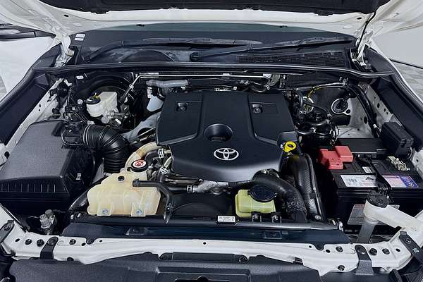 2017 Toyota Hilux SR5 GUN126R 4X4