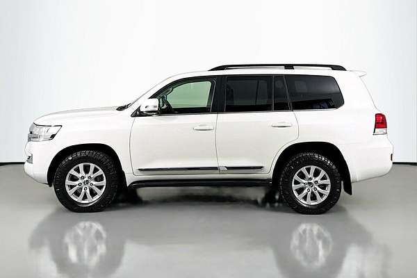 2018 Toyota Landcruiser Sahara VDJ200R