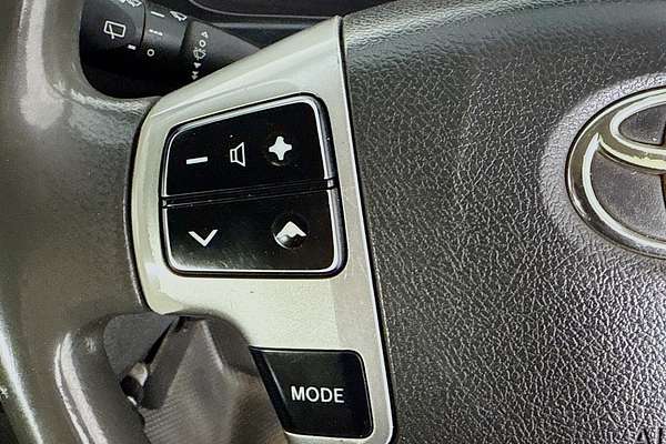 2018 Toyota Hiace TRH201R LWB