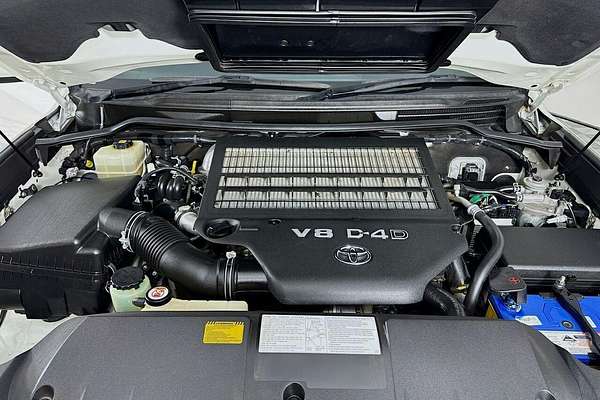 2018 Toyota Landcruiser Sahara VDJ200R