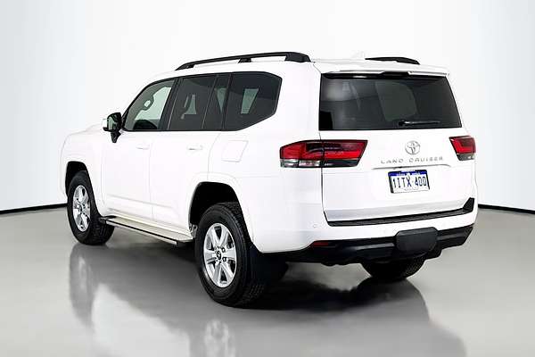 2024 Toyota Landcruiser GXL FJA300R