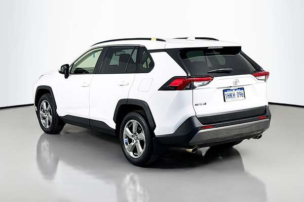 2021 Toyota RAV4 GXL MXAA52R