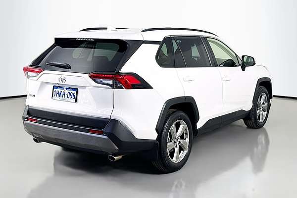 2021 Toyota RAV4 GXL MXAA52R