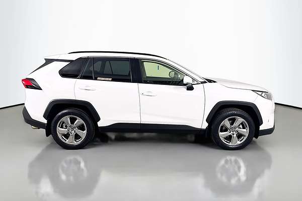 2021 Toyota RAV4 GXL MXAA52R