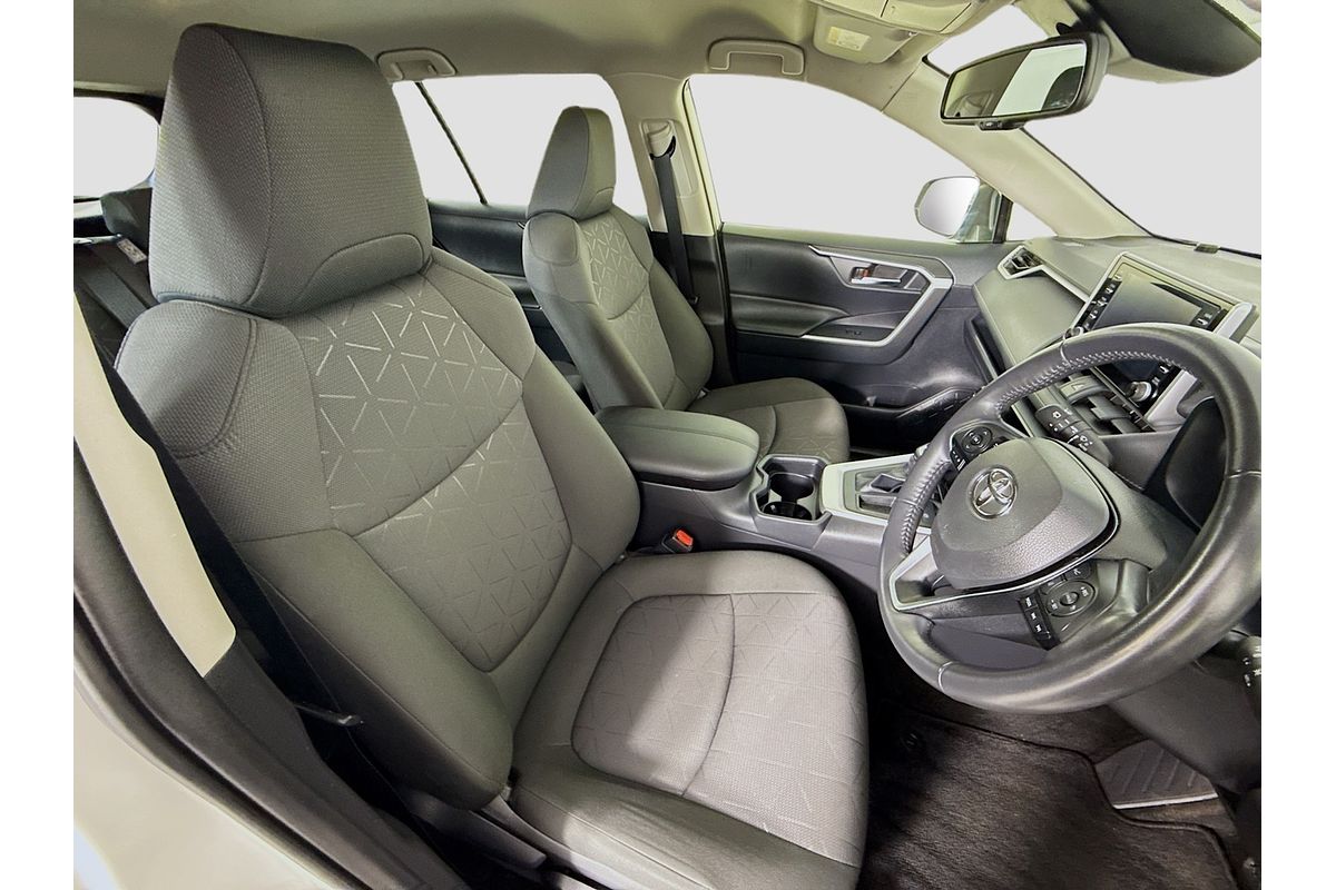 2021 Toyota RAV4 GXL MXAA52R